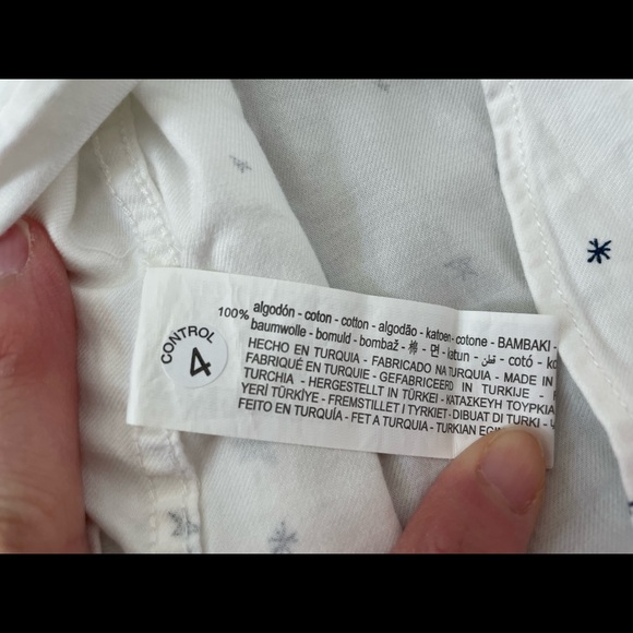 Zara Star Print button down shirt, size 6 - Picture 7 of 8